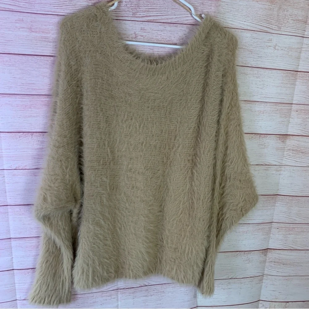 Jessica Simpson Long Sleeve Cozy Fuzzy‎ Sweater Size Medium